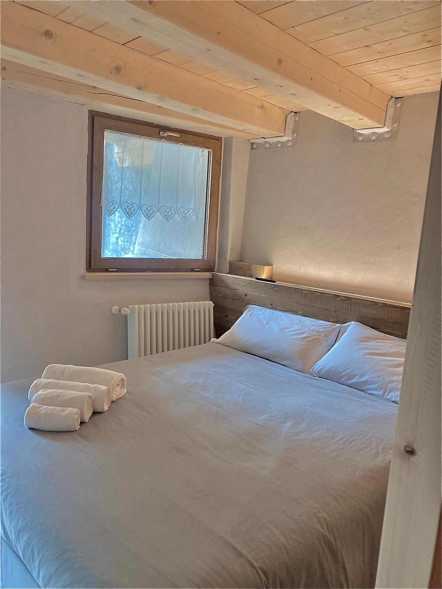 Boutique Alpine Studio - Steps From Dolonne Ski Lifts Apartment Курмайор Екстериор снимка